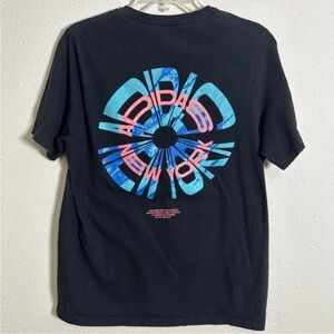 Adidas New York Amplifier Black T-Shirt Double Sided Logo Multicolor Women’s Med